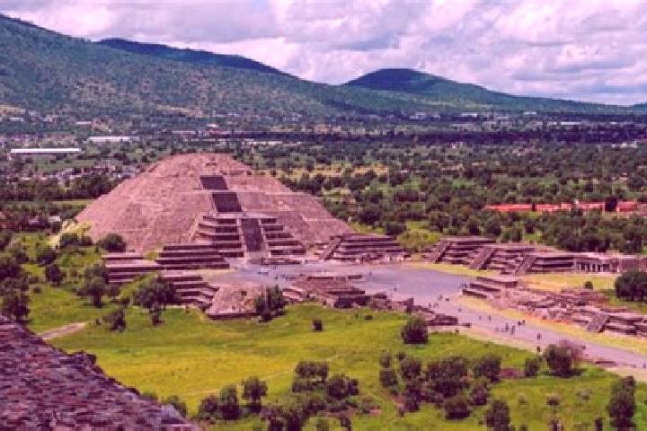 Amelia, 20 — Escort in Teotihuacan de Arista, Mexico