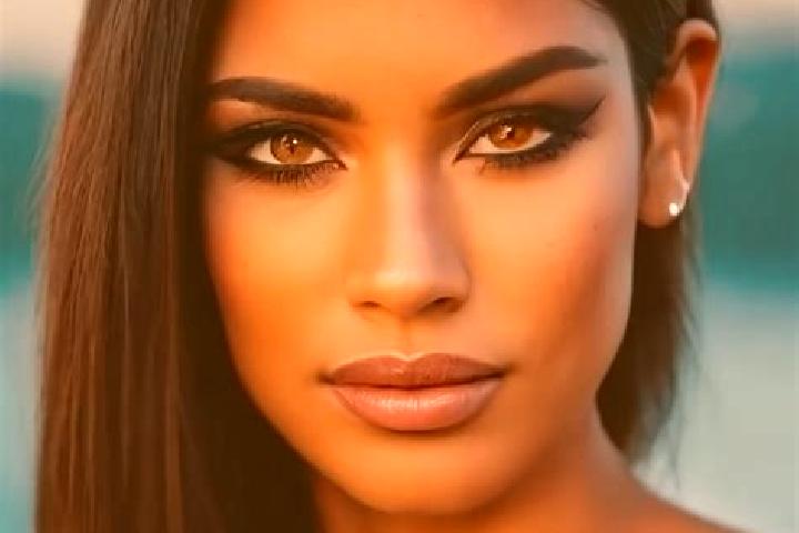 Amelia, 21, a auburn hazel-eyed latina companion based in Sumiton. Offering Travel Companion, 69, Domination, Overnight. Available for incall and outcall, da...