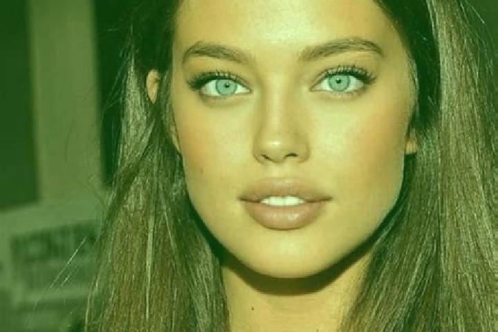 Amelia, 21, a chestnut green-eyed caucasian companion based in Kazachka. Offering Duos, Deep French Kissing, Travel Companion. Available for incall and outca...