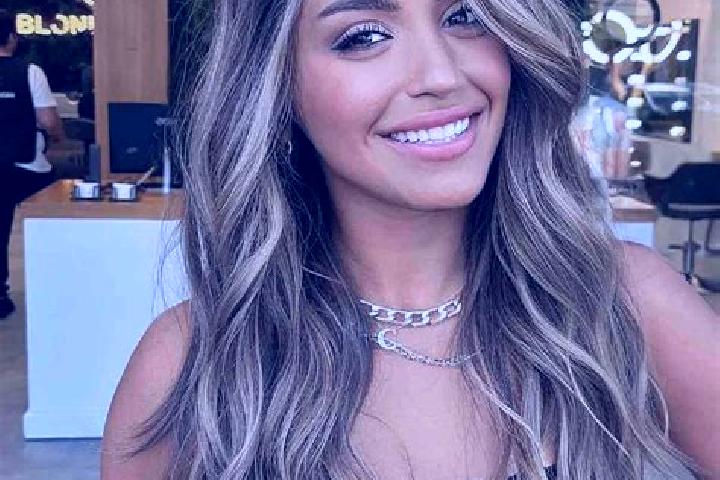 Amelia, 21, a dark blonde amber-eyed indian companion based in Berdejo. Offering Party Girl, Striptease, Massage, Duos, Prostate Massage. Available for incal...