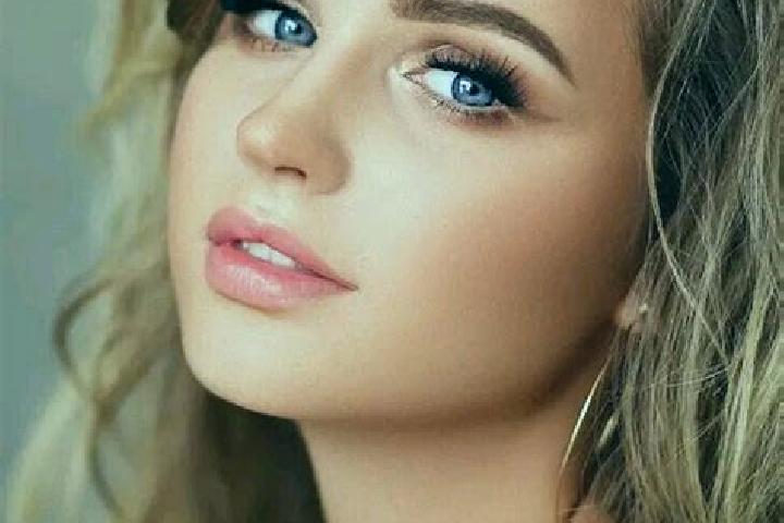 Amelia, 21, a dark blonde blue-eyed european companion based in Muana. Offering Dinner Date, Erotic Massage, GFE. Available for incall and outcall, day and e...