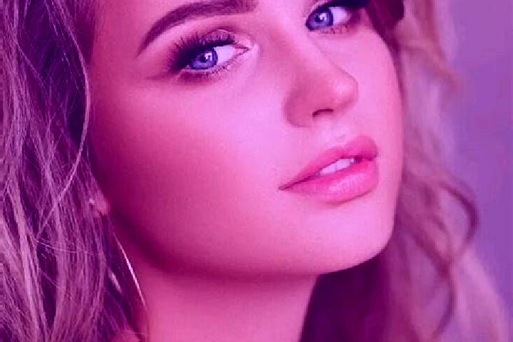 Amelia, 21, a dark blonde blue-eyed mediterranean companion based in Noceto. Offering A-Level, Couples, Overnight, Party Girl. Available for incall and outca...