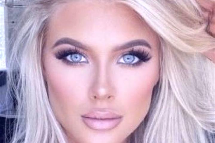 Amelia, 21, a platinum blonde brown-eyed latina companion based in Chiatitla. Offering BDSM, Girlfriend Experience, A-Level, OWO, Striptease. Available for i...
