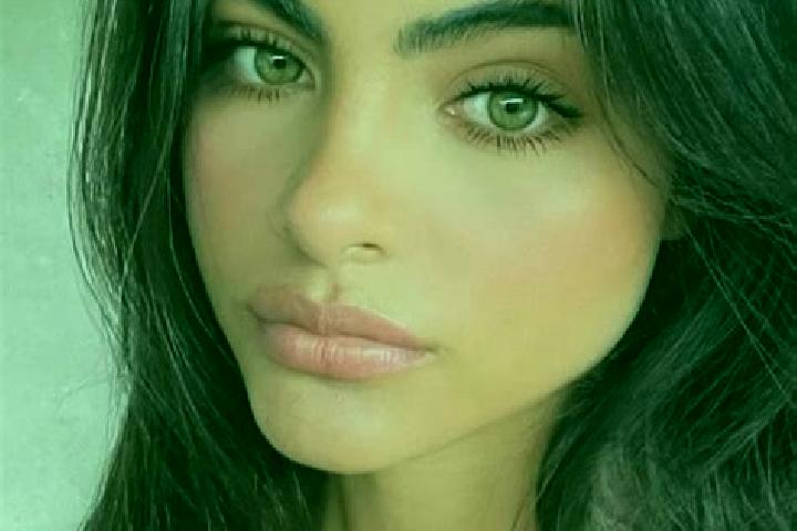 Amelia, 21, a red green-eyed indian companion based in Marlow. Offering Deep French Kissing, Fetish, Girlfriend Experience. Available for incall and outcall,...