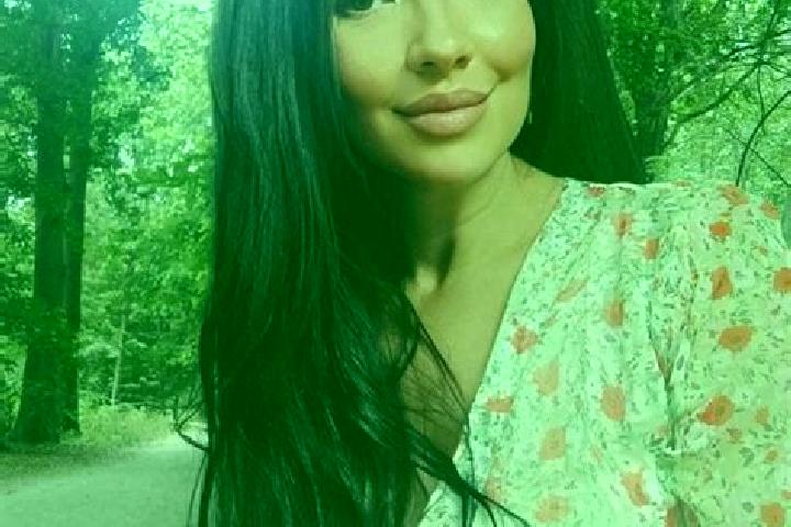 Amelia, 21 — Escort in Bila Krynytsya, Ukraine