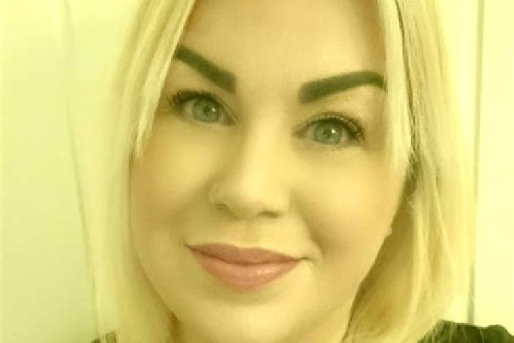 Amelia, 21 — Escort in Dursley, United Kingdom