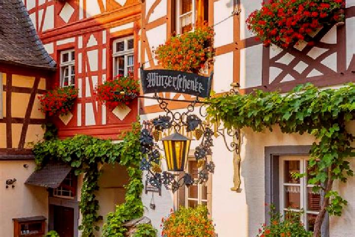 Amelia, 21 — Escort in Stutzengrun, Germany