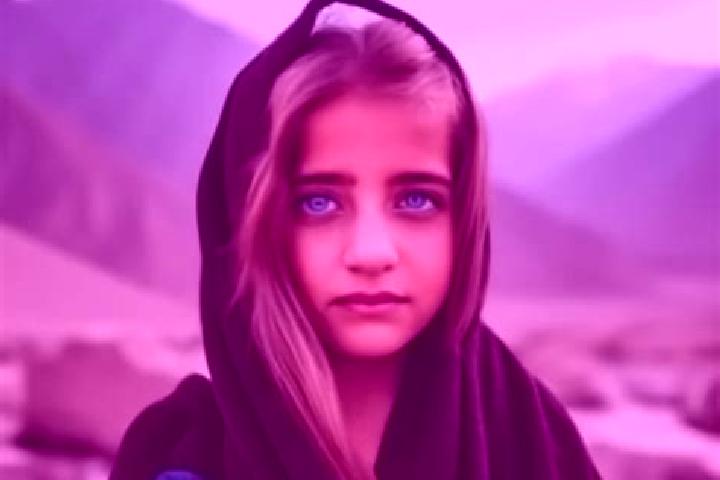 Amelia, 22, a auburn amber-eyed middle eastern companion based in Azare. Offering Travel Companion, Overnight, GFE, Duos, Couples. Available for incall and o...