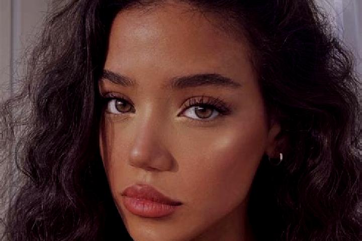 Amelia, 22, a black brown-eyed mediterranean companion based in Prestwich. Offering Travel Companion, Duos, CIM. Available for incall and outcall, overnight ...