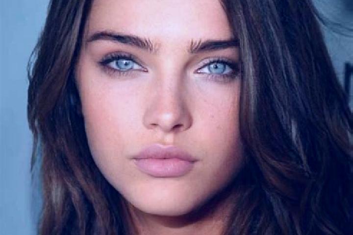 Amelia, 22, a black brown-eyed mixed companion based in Plaza de Caisan. Offering Deep French Kissing, Striptease, BDSM, Party Girl. Available for incall and...