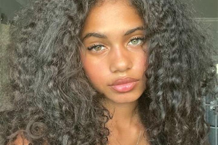 Amelia, 22, a black grey-eyed ebony companion based in Vilne. Offering Prostate Massage, A-Level, BDSM. Available for incall and outcall, day and evening dates.