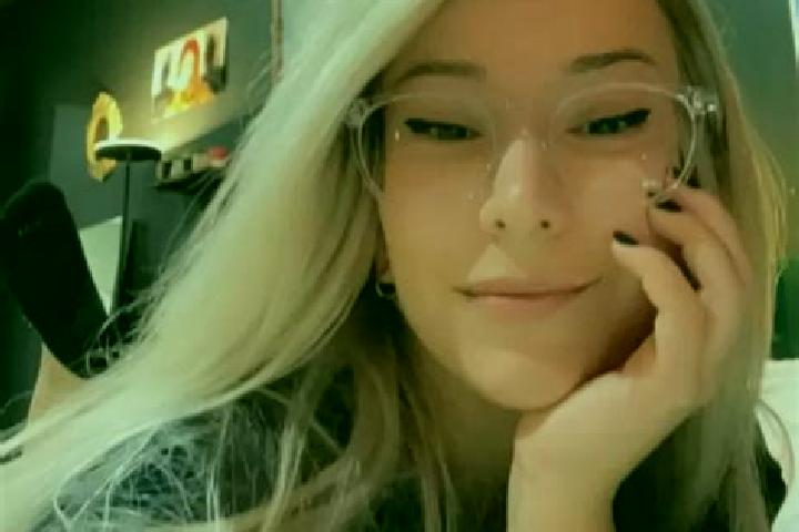Amelia, 22, a blonde dark-eyed asian companion based in Saint-Victor-Malescours. Offering GFE, OWO, 69. Available for incall and outcall, day and evening dates.