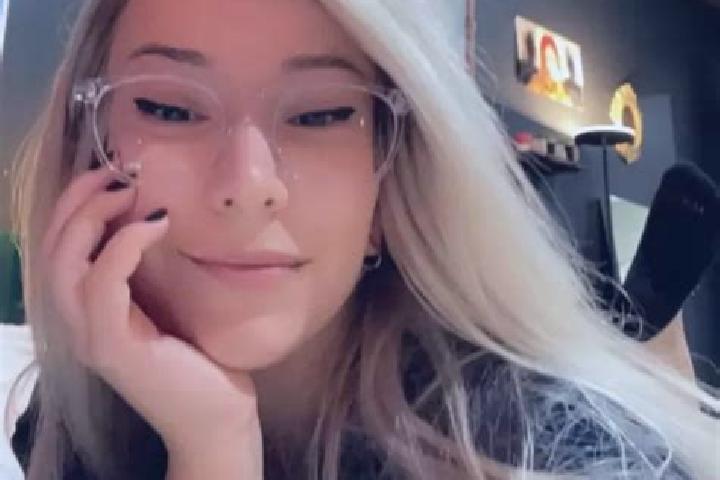 Amelia, 22, a blonde dark-eyed mixed companion based in Santa Cruz Ocotal. Offering Couples, 69, Girlfriend Experience, Domination, Dinner Date. Available fo...