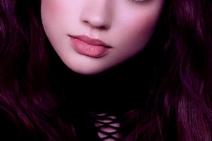 Amelia, 22, a brunette dark-eyed indian companion based in Uduma. Offering Party Girl, Erotic Massage, Deep French Kissing, BDSM. Available for incall and ou...