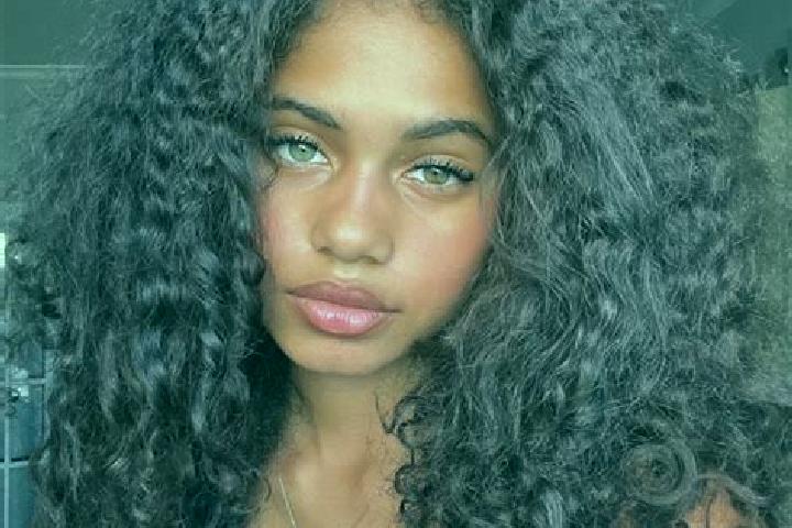 Amelia, 22, a chestnut blue-eyed ebony companion based in Times Square. Offering Massage, Overnight, CIM, GFE. Available for incall and outcall, overnight bo...