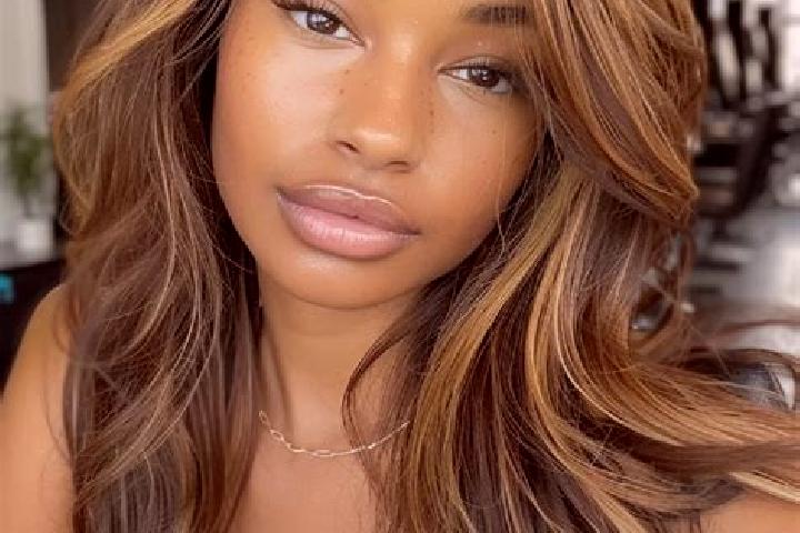 Amelia, 22, a dark blonde dark-eyed mixed companion based in San Rafael de los Moreno. Offering Erotic Massage, Roleplay, Deep French Kissing, Dinner Date, P...
