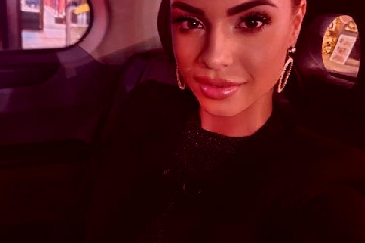 Amelia, 22, a red dark-eyed caribbean companion based in Torre Pellice. Offering CIM, Domination, A-Level, Dinner Date. Available for incall and outcall, day...