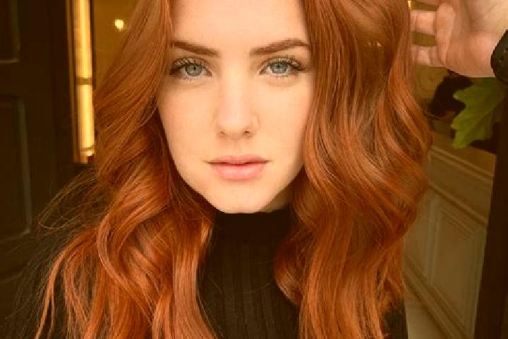 Amelia, 23, a auburn blue-eyed middle eastern companion based in Fahrweid (noerdl. Teil) / Fahrweid. Offering Deep French Kissing, Striptease, Party Girl. Av...
