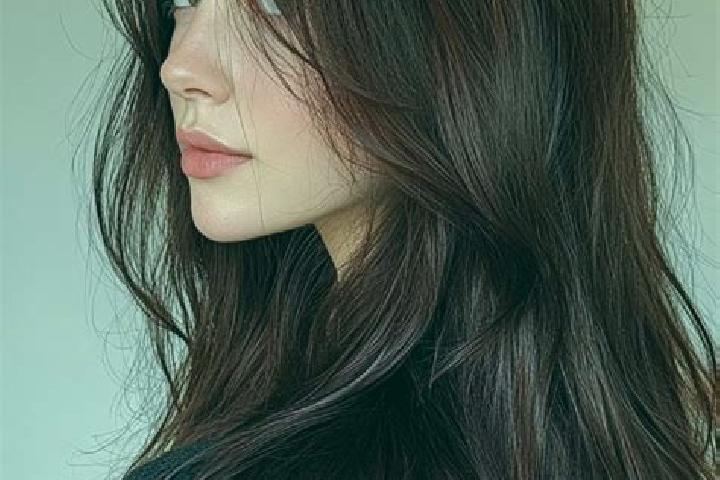 Amelia, 23, a auburn dark-eyed asian companion based in Niseko Town. Offering Travel Companion, Massage, Erotic Massage, Roleplay. Available for incall and o...