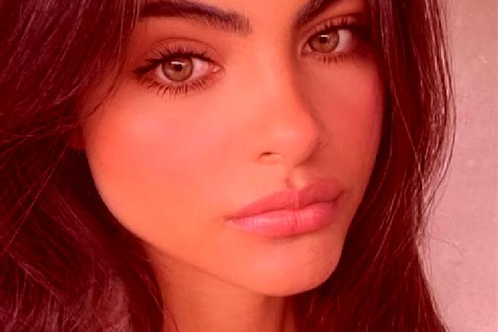 Amelia, 23, a black hazel-eyed middle eastern companion based in Bougzoul. Offering Massage, Erotic Massage, Fetish. Available for incall and outcall, day an...