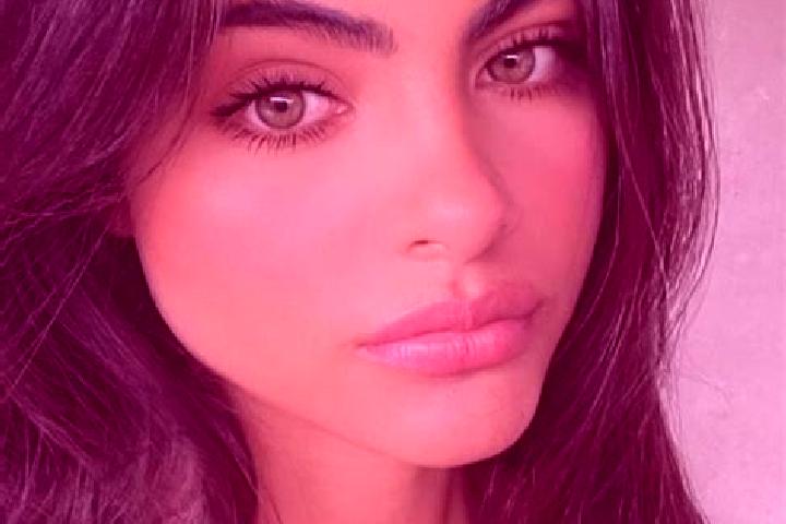 Amelia, 23, a brunette green-eyed mixed companion based in Bobbili. Offering Fetish, BDSM, Tantra. Available for incall and outcall, day and evening dates.