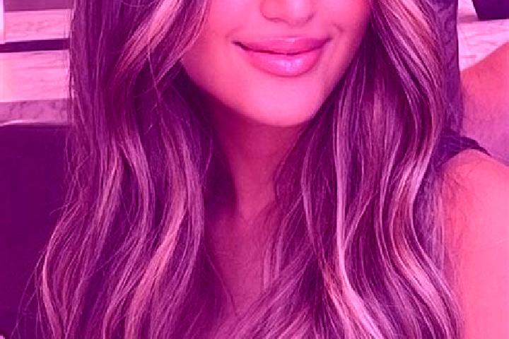 Amelia, 23, a dark blonde brown-eyed asian companion based in Nantianhu. Offering Striptease, A-Level. Available for incall and outcall, day and evening dates.