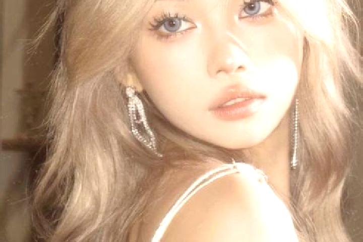 Amelia, 23, a platinum blonde hazel-eyed asian companion based in Harlange. Offering Deep French Kissing, Party Girl, GFE. Available for incall and outcall, ...