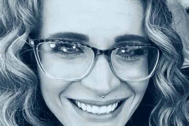 Amelia, 23 — Escort in Brookdale, United States