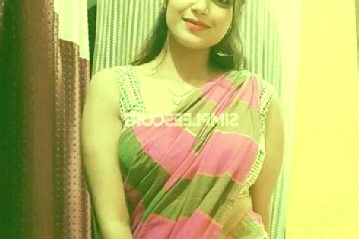 Amelia, 23 — Escort in Khanpur, India