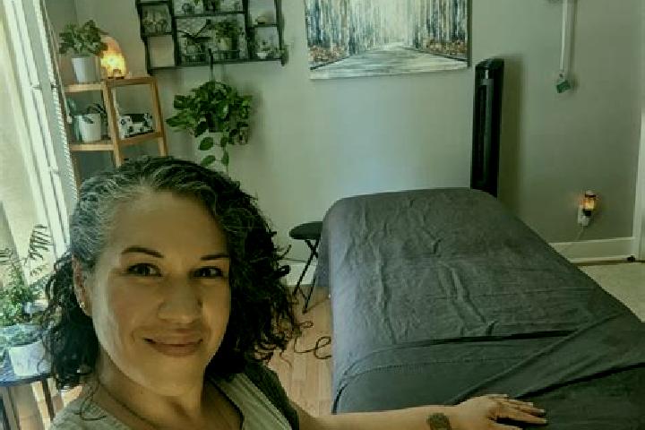 Amelia, 24, a auburn green-eyed latina companion based in Lopatcong Overlook. Offering A-Level, Massage, Couples. Available for incall and outcall, day and e...