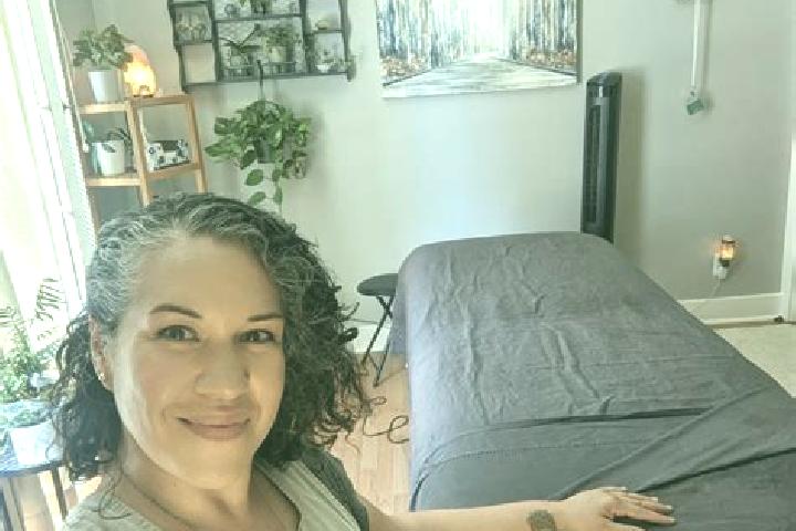 Amelia, 24, a black brown-eyed caribbean companion based in Flesselles. Offering Couples, Massage, Party Girl, Erotic Massage. Available for incall and outca...