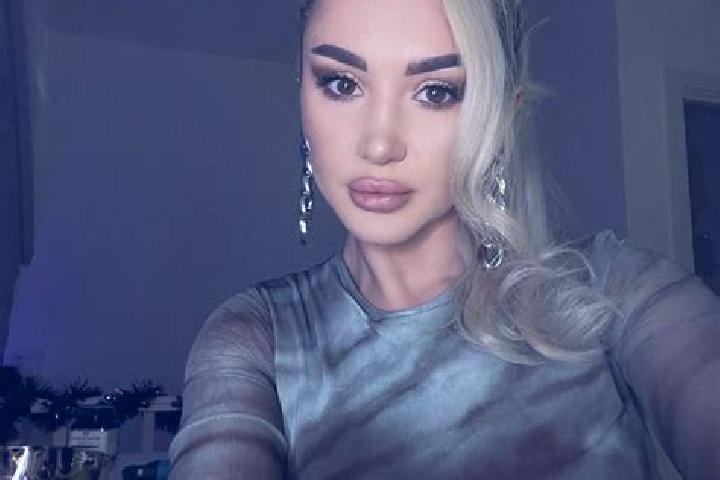 Amelia, 24, a black dark-eyed european companion based in Montesarchio. Offering Travel Companion, Couples, BDSM, 69. Available for incall and outcall, overn...