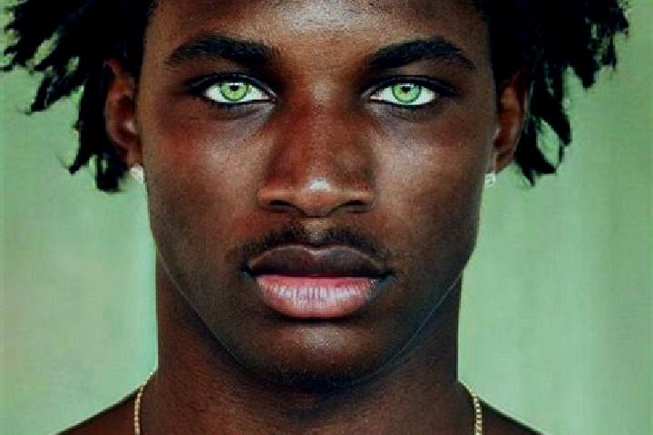 Amelia, 24, a black green-eyed caucasian companion based in Marl. Offering Erotic Massage, Roleplay, BDSM. Available for incall and outcall, overnight bookin...