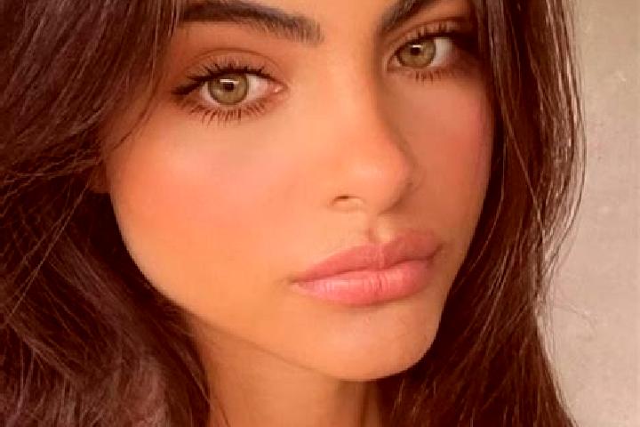 Amelia, 24, a black green-eyed middle eastern companion based in Isera. Offering Roleplay, A-Level. Available for incall and outcall, overnight bookings avai...