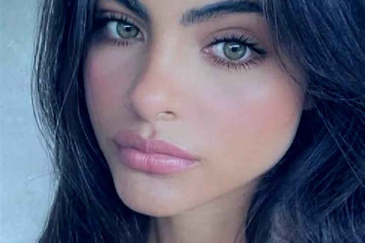 Amelia, 24, a black hazel-eyed slavic companion based in Touta. Offering A-Level, 69, GFE. Available for incall and outcall, overnight bookings available.