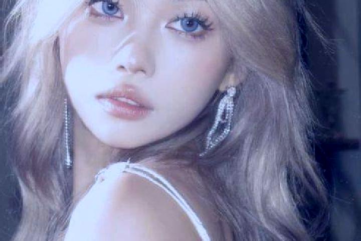 Amelia, 24, a blonde blue-eyed asian companion based in Shangxi. Offering Party Girl, Duos, GFE, BDSM. Available for incall and outcall, overnight bookings a...