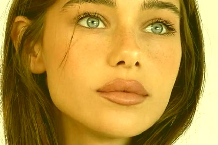 Amelia, 24, a brunette grey-eyed caucasian companion based in Vedado del Cotorro. Offering GFE, Duos, Deep French Kissing, Girlfriend Experience. Available f...