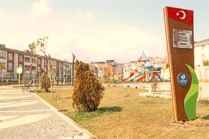 Amelia, 24 — Escort in Cakilkoey, Turkey