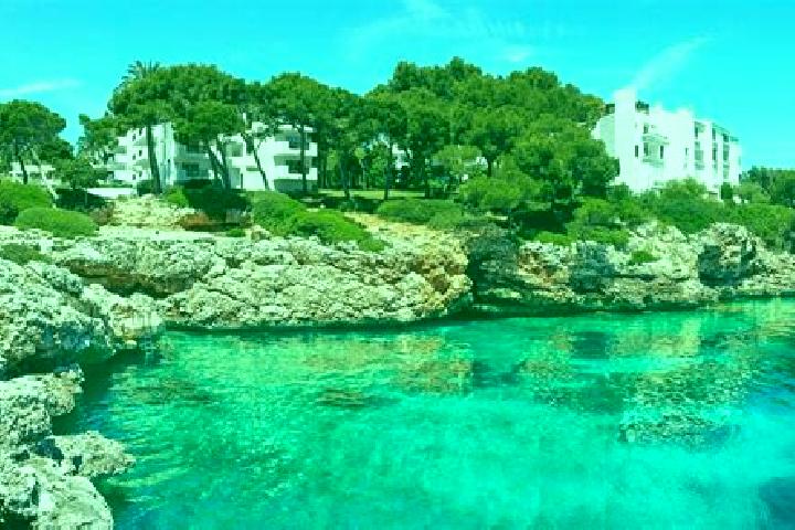Amelia, 24 — Escort in Cala d Or, Spain