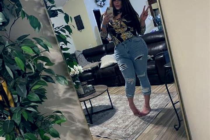 Amelia, 24 — Escort in De Soto, United States