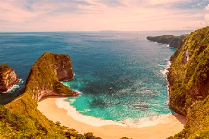 Amelia, 24 — Escort in Mersak, Indonesia