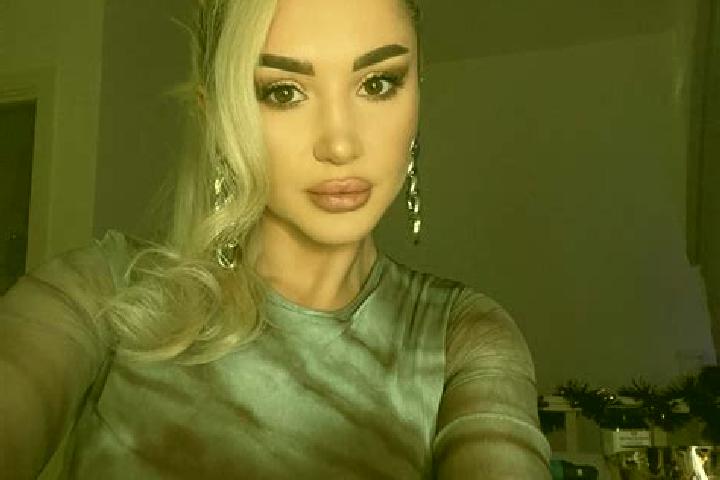 Amelia, 25, a black dark-eyed european companion based in Barrington. Offering GFE, Striptease, Couples, Girlfriend Experience, Travel Companion. Available f...