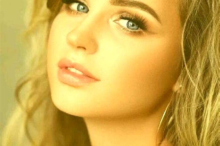 Amelia, 25, a dark blonde blue-eyed caucasian companion based in Arrach. Offering A-Level, Couples, Striptease, Massage, CIM. Available for incall and outcal...