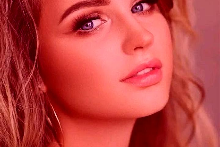 Amelia, 25, a dark blonde blue-eyed caucasian companion based in Pieve Albignola. Offering Domination, Dinner Date, Prostate Massage. Available for incall an...
