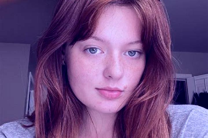 Amelia, 25, a red green-eyed caucasian companion based in La Bassee. Offering Dinner Date, GFE, 69, Erotic Massage. Available for incall and outcall, day and...
