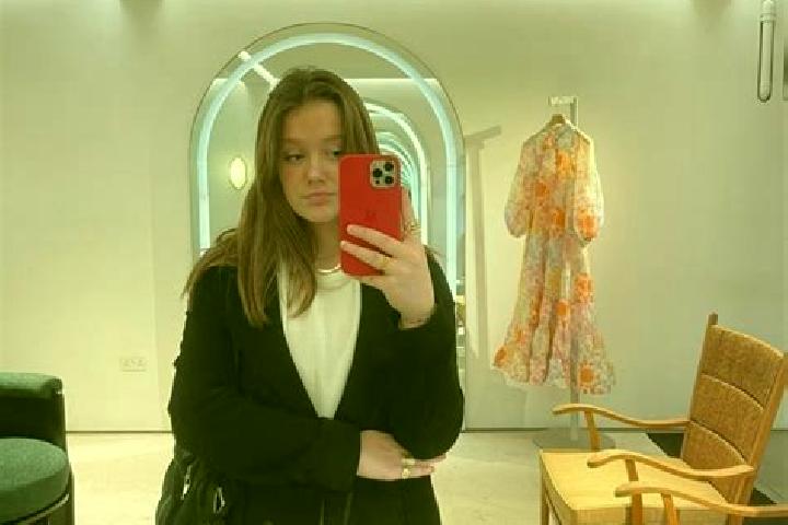Amelia, 25 — Escort in Blovstrod, Denmark