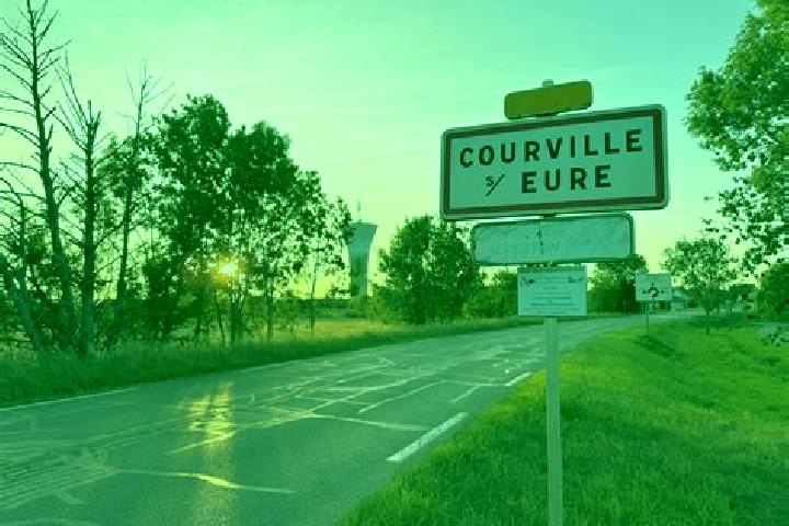Amelia, 25 — Escort in Ecardenville-sur-Eure, France