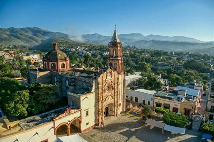 Amelia, 25 — Escort in Santa Rosa Jauregui, Mexico