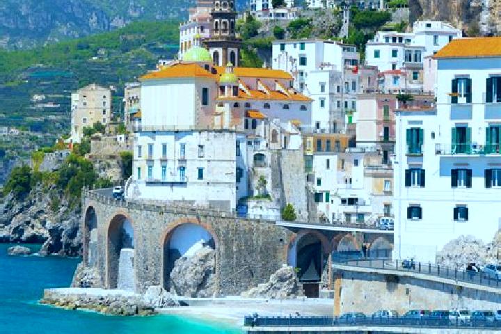 Amelia, 25 — Escort in Speziale, Italy