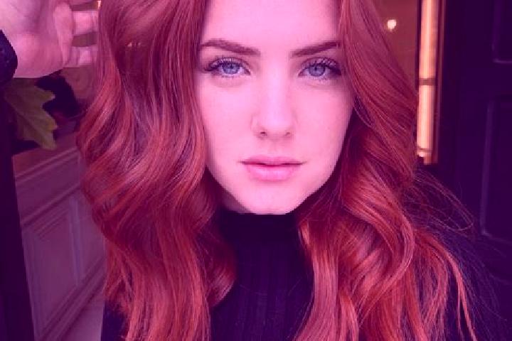 Amelia, 26, a auburn blue-eyed middle eastern companion based in Alcolea de las Penas. Offering A-Level, GFE, Tantra. Available for incall and outcall, overn...